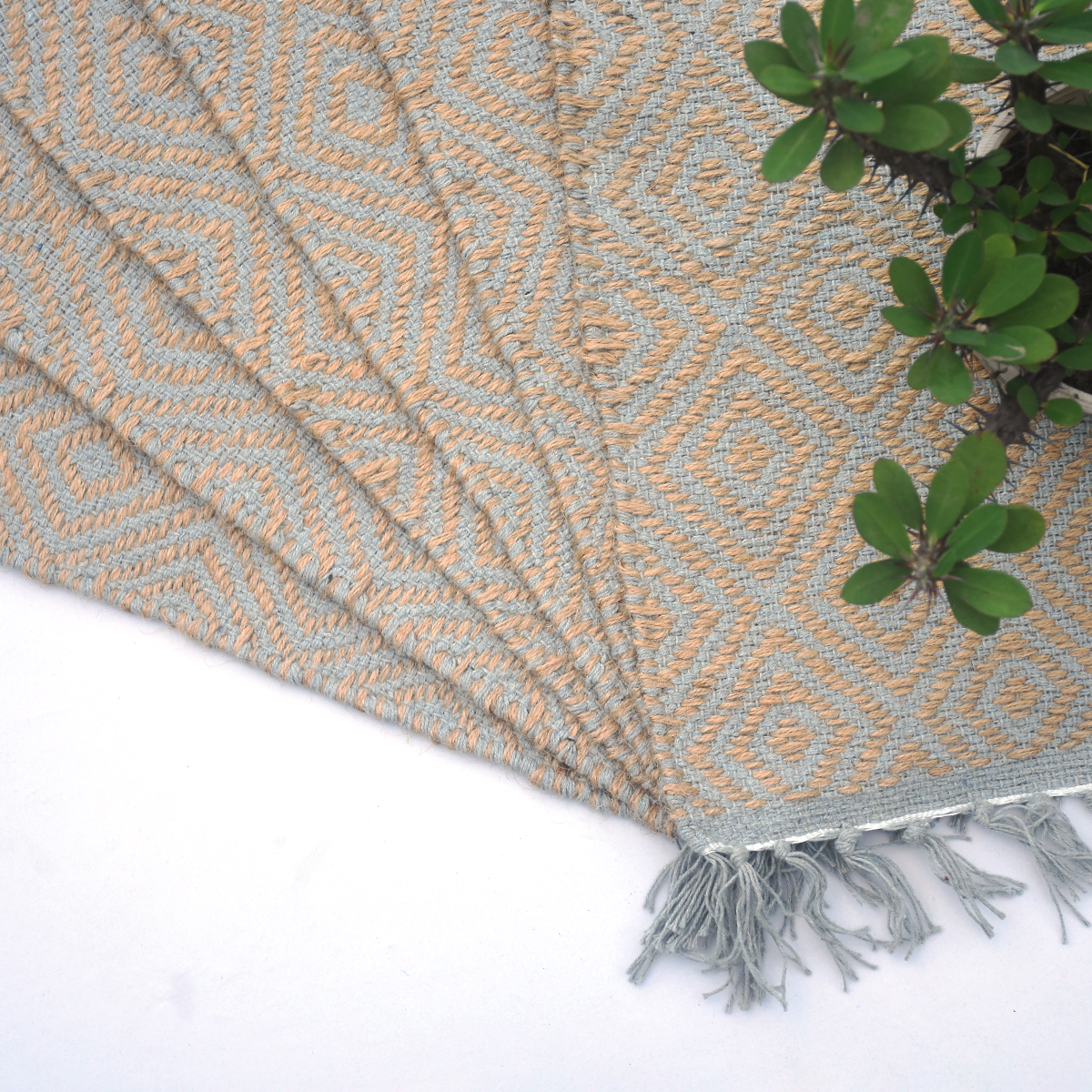 Persian Style Gray & Gold Natural Jute Placemat and Runner